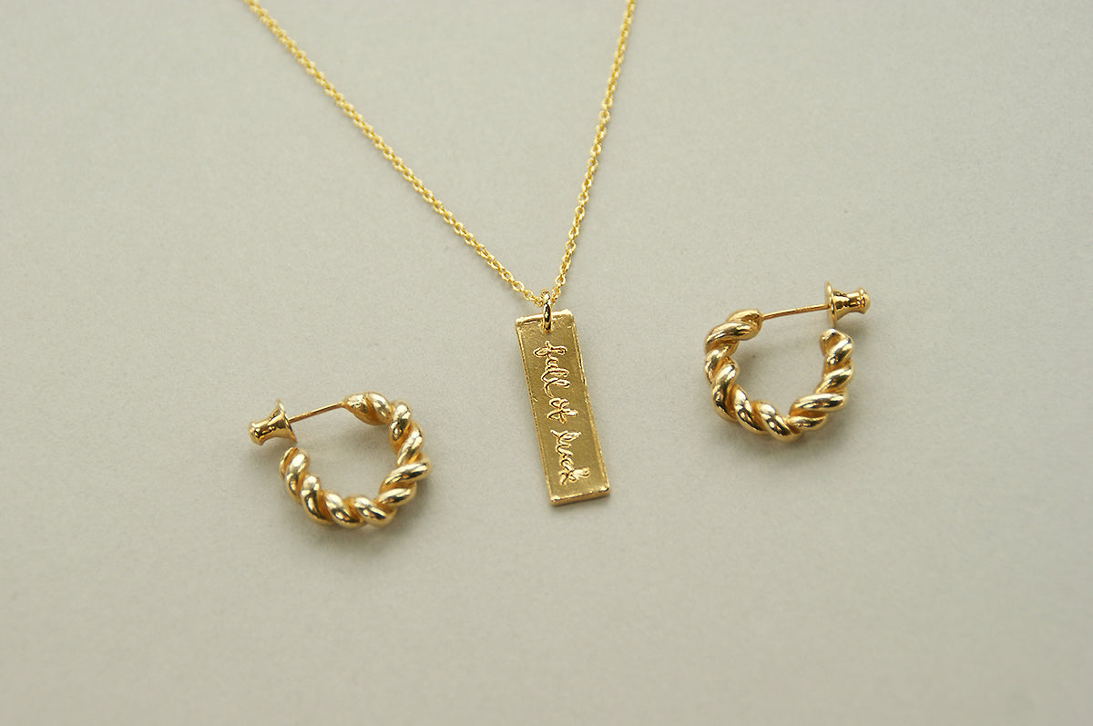 【受注制作】great carbねじりピアス(Gold)