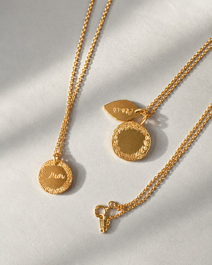 【新商品】ゴールドコインネックレス（文字: Sun太陽）