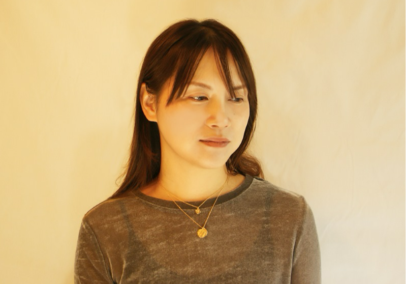 【新商品】Land of Natureゴールドコインネックレス（文字: Peace 平和）