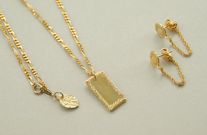 ラクテンゴプレートネックレス